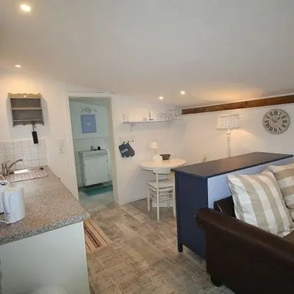 Panoramic Apart Daire, Göl Kenarı