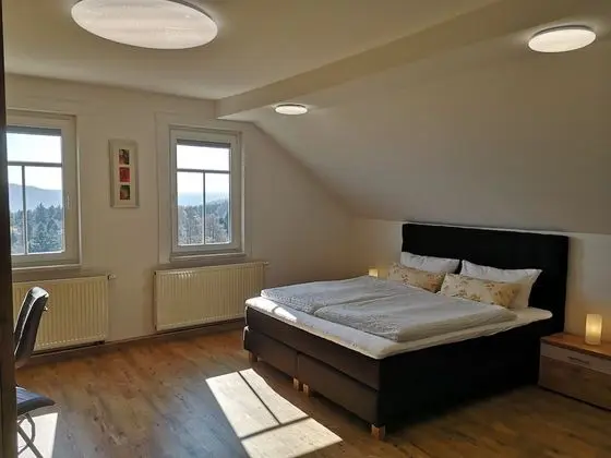 Deluxe Tek Büyük Yataklı Oda, Özel Banyo, Dağ Manzaralı