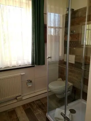 Deluxe Tek Büyük Yataklı Oda, Özel Banyo, Dağ Manzaralı