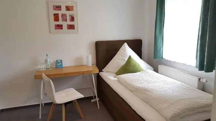 Standard Tek Kişilik Oda, Özel Banyo, Bahçe Manzaralı