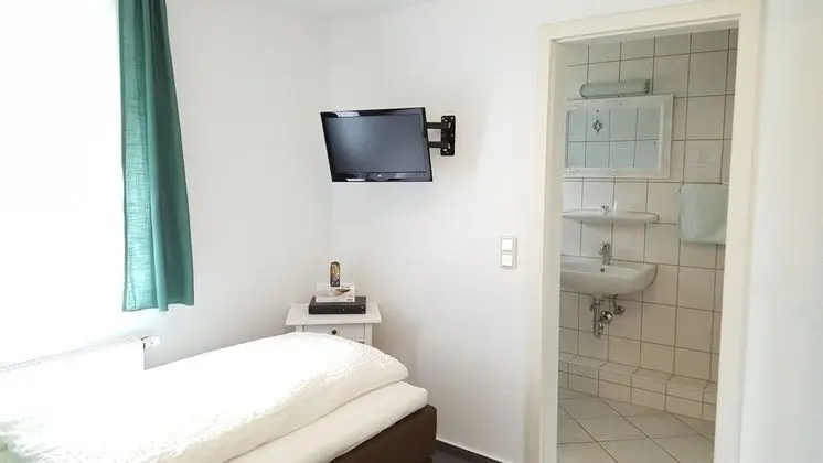 Standard Tek Kişilik Oda, Özel Banyo, Bahçe Manzaralı