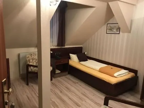 Tek Kişilik Oda