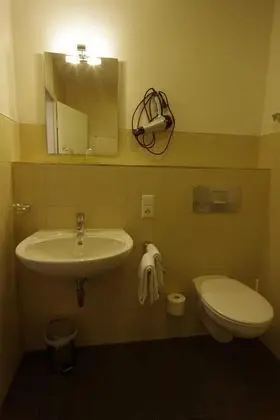 Tek Büyük Yataklı Oda, Balkon (or terrace)