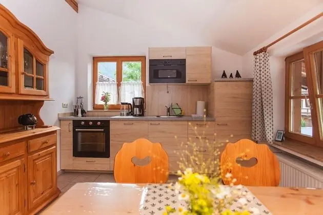 Apart Daire, 2 Yatak Odası, Sauna (Schönes Ammertal 1)
