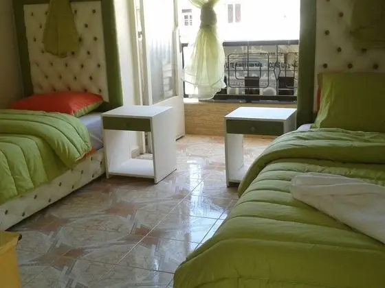 Tek Büyük veya İki Ayrı Yataklı Oda, Özel Banyo