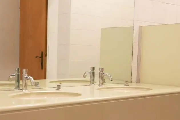 Basic Ortak Ranzalı Oda, Sadece erkekler için (16 Beds)