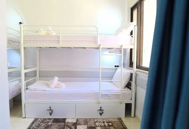 Basic Ortak Ranzalı Oda, Sadece kadınlar için (12 Beds)