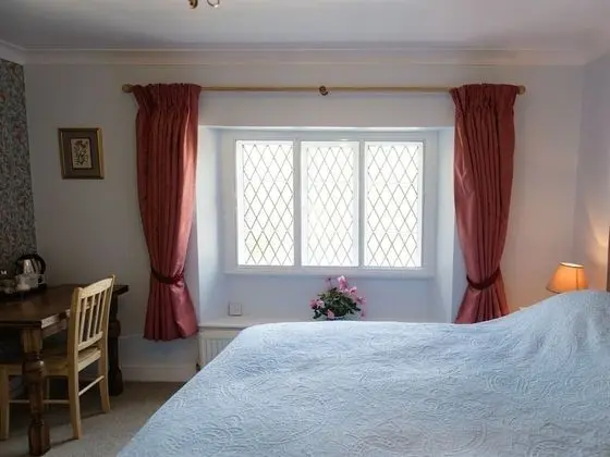 Tek Büyük veya İki Ayrı Yataklı Oda, Özel Banyo