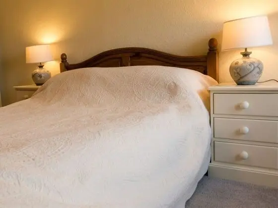 Tek Büyük Yataklı Oda, Banyolu/Duşlu