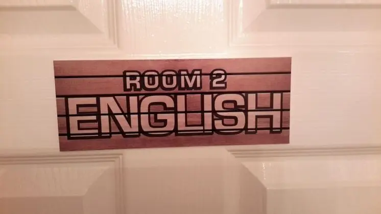 Tek Büyük Yataklı Oda, Küvet (English)