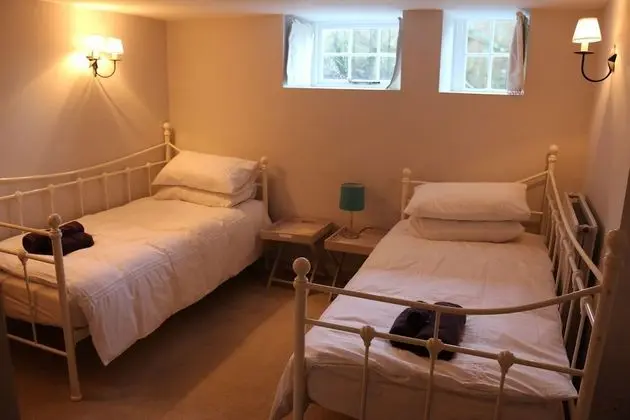 Ev, 5 Yatak Odası (3 unit complex)