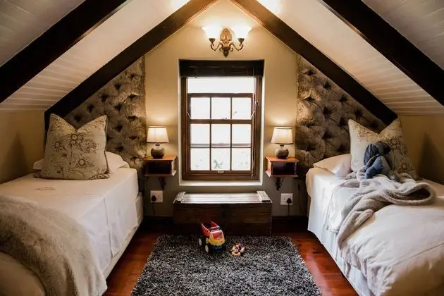 Family Kır Evi (2 Adults & 2 Children)