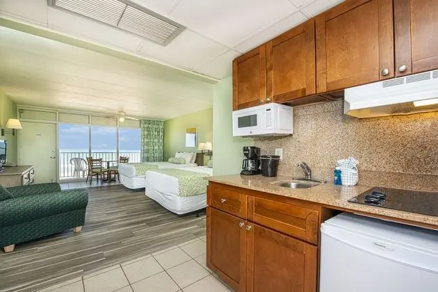 Standard Oda, 2 Çift Kişilik Yatak, Küçük Mutfak, Okyanus Manzaralı