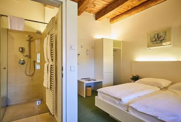 Classic Tek Büyük Yataklı Oda (Schuettkasten Klein)