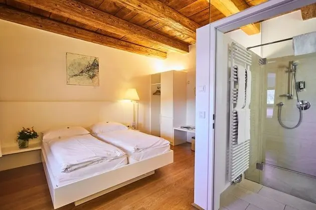 Classic Tek Büyük Yataklı Oda (Schuettkasten Klein)