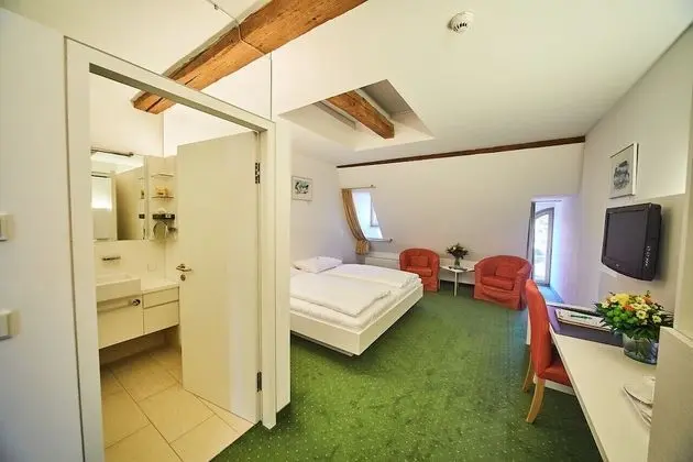 Comfort Tek Büyük Yataklı Oda (Schuettkasten Gross)