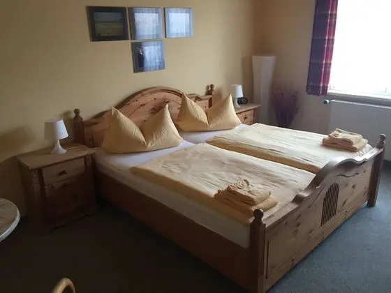 Tek Büyük Yataklı Oda