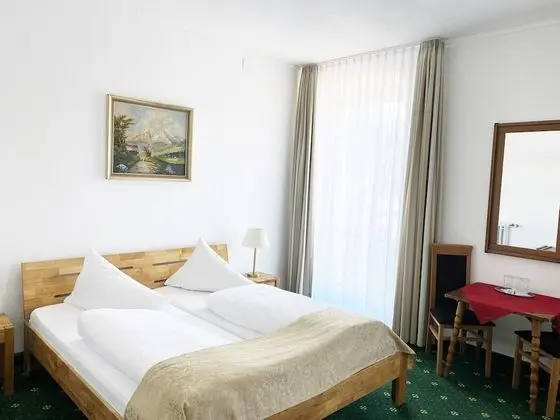 Standard Üç Kişilik Oda