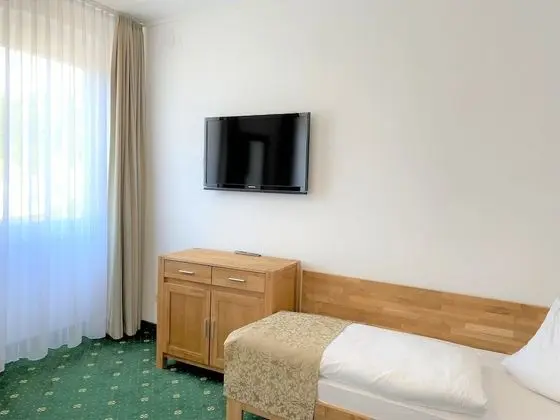 Standard Üç Kişilik Oda