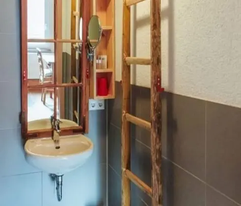 Tek Büyük Yataklı Oda (with Extra bed)