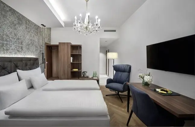 Design Tek Büyük Yataklı Oda