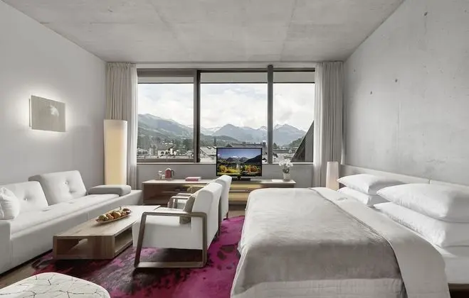 Deluxe Tek Büyük Yataklı Oda (Pass Thurn)