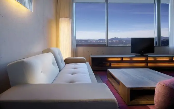 Deluxe Tek Büyük Yataklı Oda (Pass Thurn)