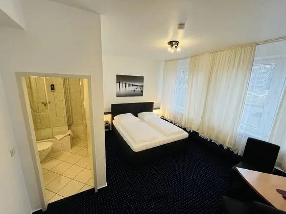 Tek Büyük Yataklı Oda