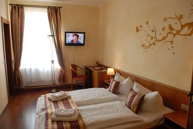 Tek Büyük Yataklı Oda, Şehir Manzaralı