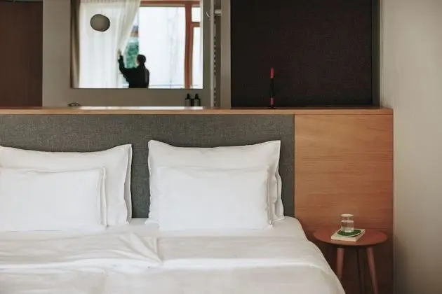 Design Tek Büyük Yataklı Oda, 1 Yatak Odası, Balkon, Üzüm Asması Manzaralı