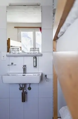 Oda (Triple Shared Bathroom)