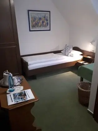 Basic Tek Büyük Yataklı Oda