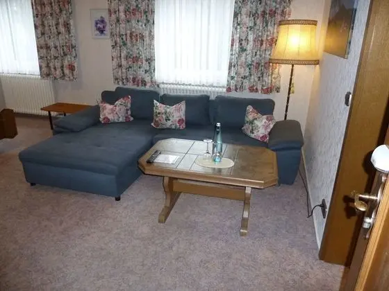 Tek Büyük Yataklı Oda, 1 Yatak Odası, Bahçe Manzaralı