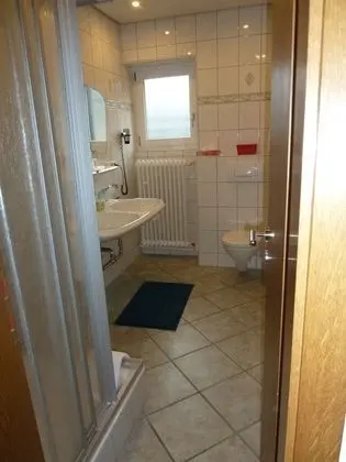 Tek Büyük Yataklı Oda, 1 Yatak Odası, Bahçe Manzaralı