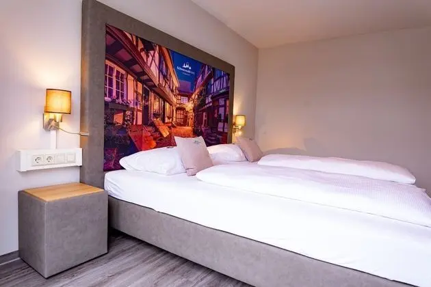 Comfort Tek Büyük Yataklı Oda