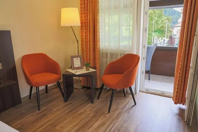 Comfort Tek Büyük Yataklı Oda