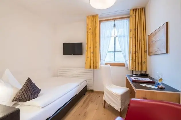 Standard Tek Kişilik Oda, Dağ Manzaralı