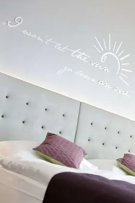 Tek Büyük Yataklı Oda, Şehir Manzaralı