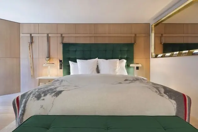Design Tek Büyük Yataklı Oda