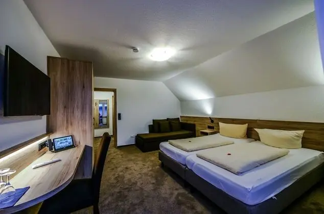 Comfort Tek Büyük Yataklı Oda