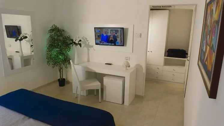 Tek Büyük Yataklı Oda