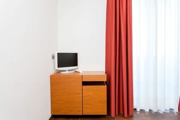 Tek Büyük Yataklı Oda, Balkon