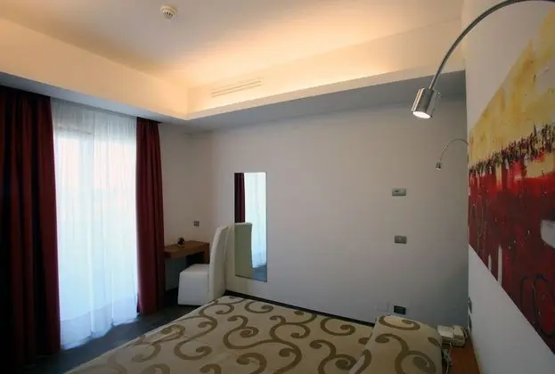 Tek Büyük Yataklı Oda, Balkon