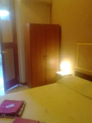 Economy Tek Büyük Yataklı Oda