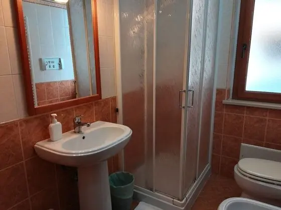 Tek Büyük Yataklı Oda, Özel Banyo