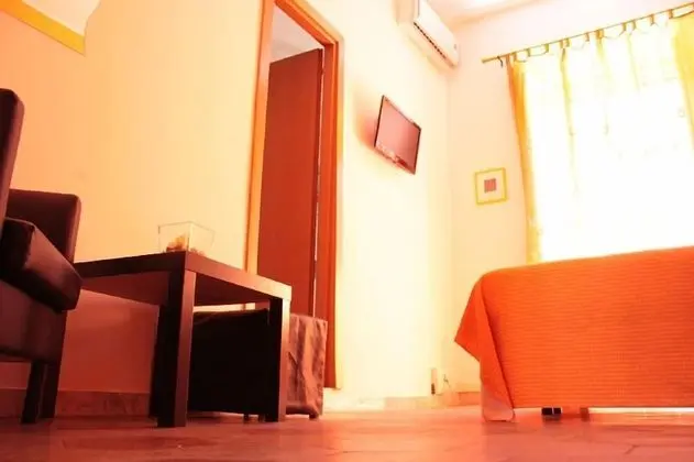 Tek Büyük veya İki Ayrı Yataklı Oda