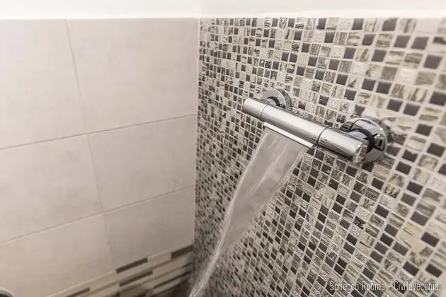 Deluxe Oda, Liman Manzaralı