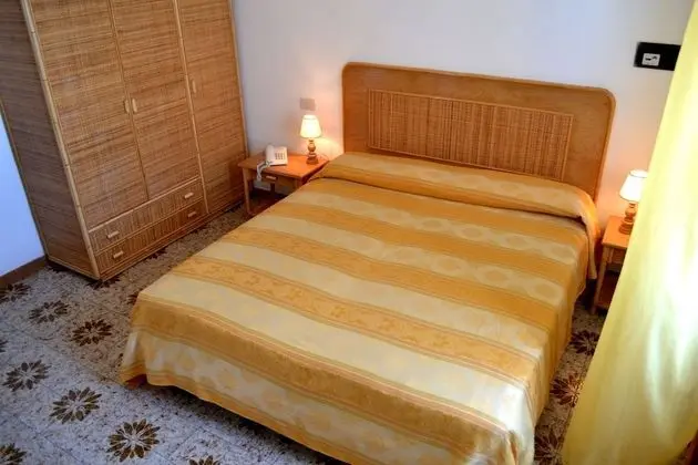 Standard Üç Kişilik Oda