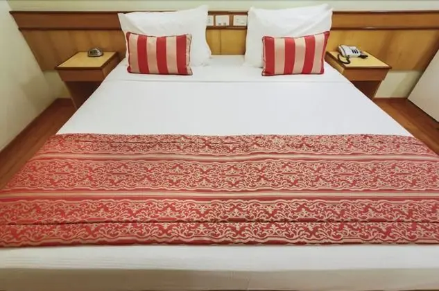 Luxury Tek Büyük Yataklı Oda