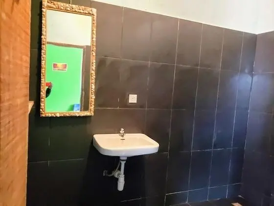 Ortak Ranzalı Oda, Karma Ranzalı Oda